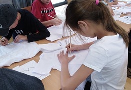  (photo)