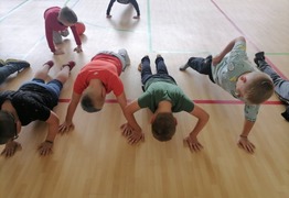  (photo)